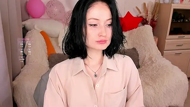 LisaMooore online show from 04/22/26, 06:53