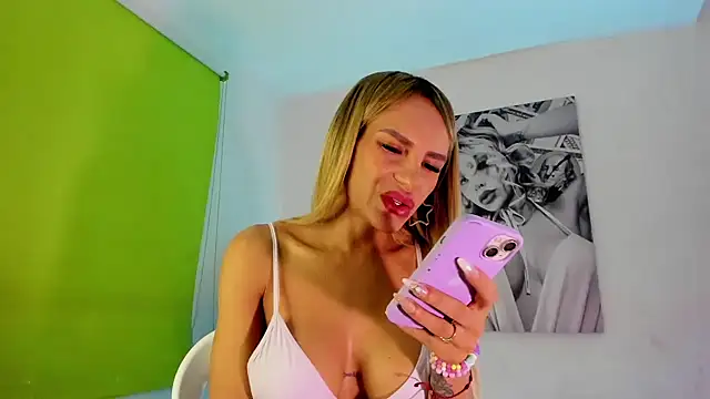  juliana star  online show from 01/23/25, 10:22