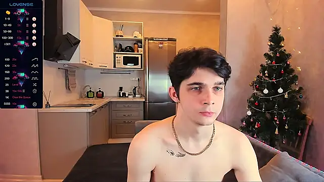 Snapshot of Aaron_Boom chatting on 01/24/25, 11:34 Aaron Boom online show from 01/24/25, 11:34