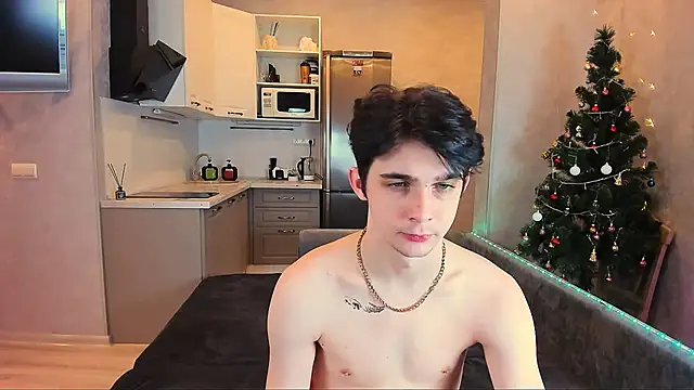 Snapshot of Aaron_Boom chatting on 01/25/25, 08:42 Aaron Boom online show from 01/25/25, 08:42