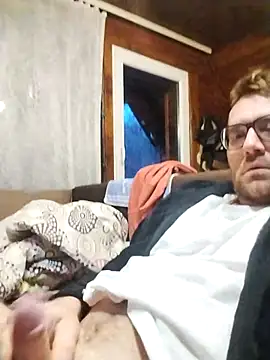 tomee83 online show from 11/29/25, 05:54