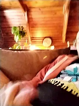 tomee83 online show from 01/13/26, 09:25