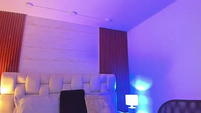 Snapshot of SophiaWylde chatting on 03/07/25, 09:07 SophiaWylde online show from 03/07/25, 09:07