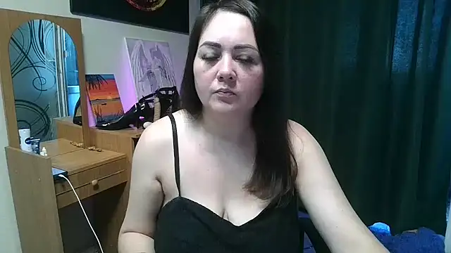 JuliaMorganss online show from 06/19/26, 05:12