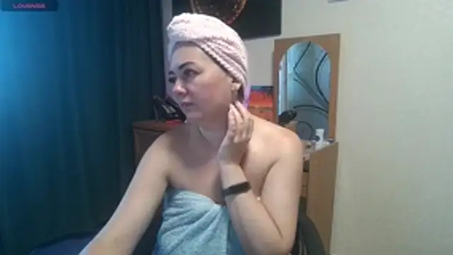 JuliaMorganss online show from 07/12/26, 06:04