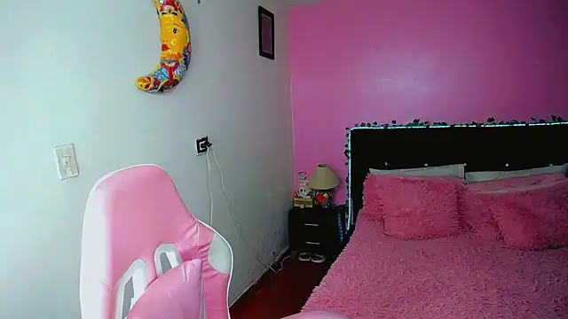 SweetKim21 online show from 03/02/26, 07:15