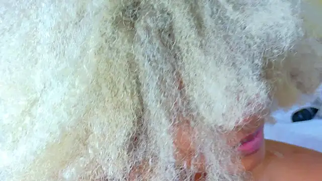 Squirter pussybomb online show from 12/11/24, 10:03