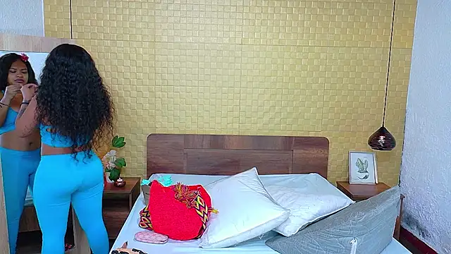 Squirter pussybomb online show from 01/30/25, 03:44