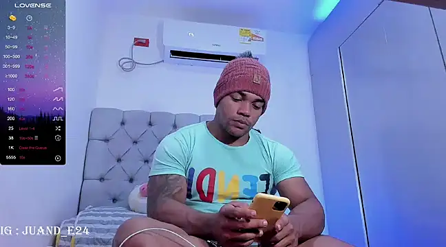 juande 24 online show from 03/15/25, 04:46