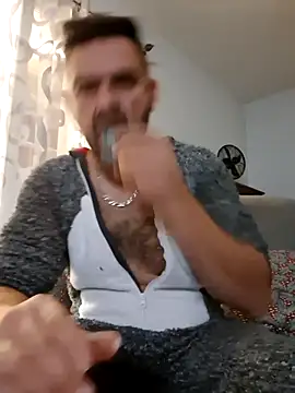 Snapshot of pachapeter chatting on 11/16/25, 11:49 pachapeter online show from 11/16/25, 11:49