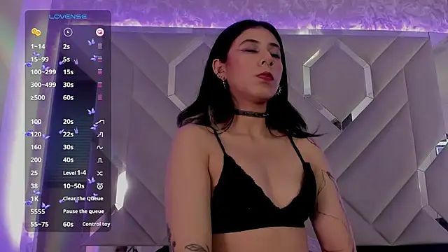 Sara Foxx1 online show from 01/31/25, 01:43