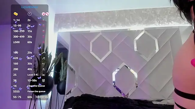 Sara Foxx1 online show from 03/10/25, 12:40