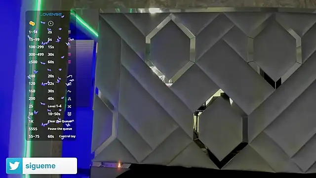 Sara Foxx1 online show from 09/25/25, 08:56