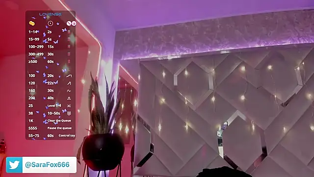 Sara Foxx1 online show from 10/20/25, 08:09