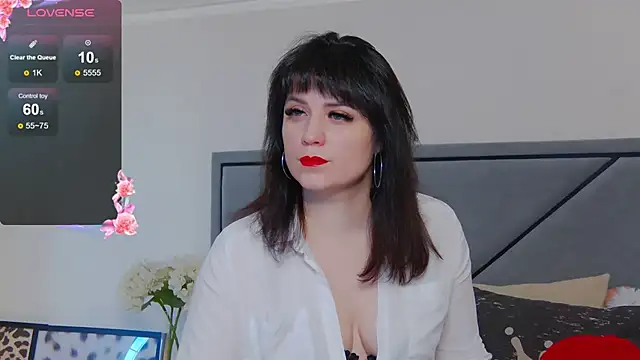 Snapshot of BellaHillss chatting on 03/21/25, 07:55 BellaHillss online show from 03/21/25, 07:55