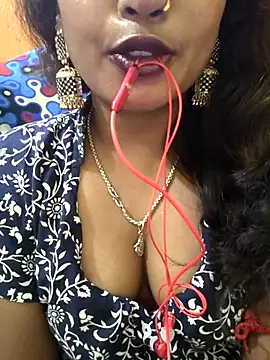 Snapshot of jasss-11 chatting on 11/13/25, 07:02 jasss-11 online show from 11/13/25, 07:02