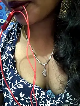 Snapshot of jasss-11 chatting on 11/16/25, 06:02 jasss-11 online show from 11/16/25, 06:02