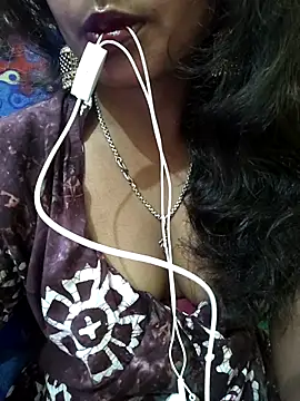 Snapshot of jasss-11 chatting on 12/15/25, 06:23 jasss-11 online show from 12/15/25, 06:23