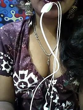 Snapshot of jasss-11 chatting on 12/17/25, 06:25 jasss-11 online show from 12/17/25, 06:25