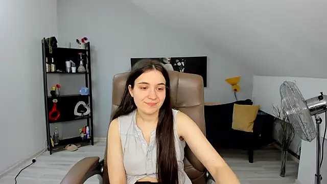 MelissaWiliam online show from 12/17/24, 06:42