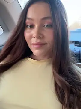 nicole111 online show from 03/18/25, 05:52