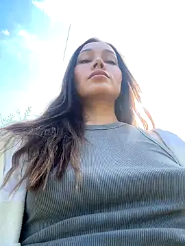 nicole111 online show from 09/15/25, 09:53