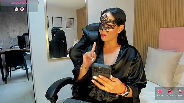 Dakota diaz  online show from 03/21/25, 09:23