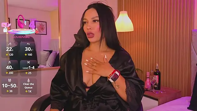 Dakota diaz  online show from 12/03/25, 08:51