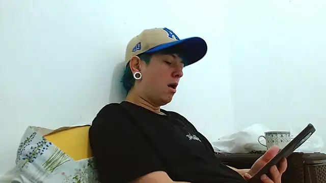 tomboyblue online show from 02/25/26, 04:05