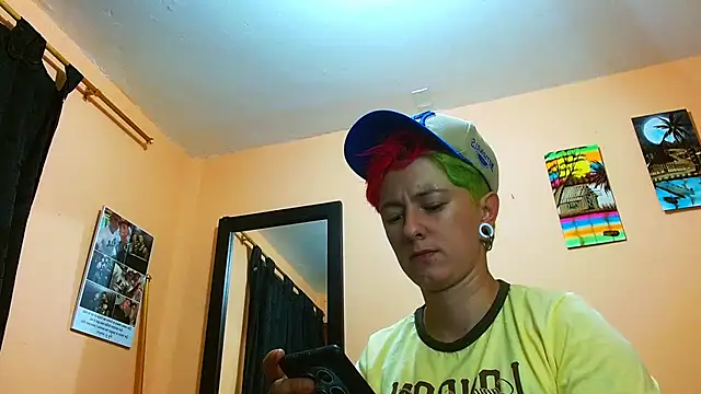 Snapshot of tomboyblue chatting on 07/24/26, 08:01 tomboyblue online show from 07/24/26, 08:01