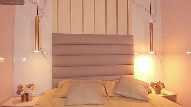 Snapshot of Ary1_ chatting on 02/06/25, 03:06 Ary1 online show from 02/06/25, 03:06