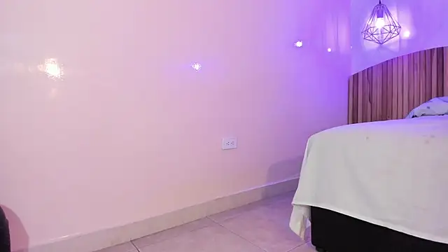 Snapshot of Ary1_ chatting on 03/09/25, 09:46 Ary1 online show from 03/09/25, 09:46