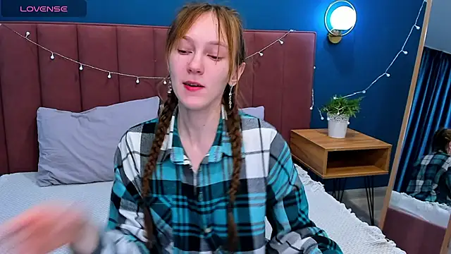 VanillaKelly online show from 02/03/25, 11:36