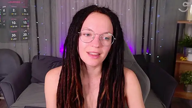 Snapshot of CoreyJane chatting on 08/03/26, 04:44 CoreyJane online show from 08/03/26, 04:44