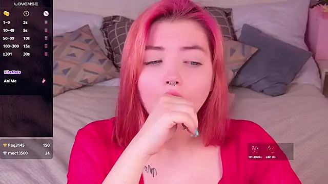 Snapshot of Lisa_Adam chatting on 01/14/25, 07:06 Lisa Adam online show from 01/14/25, 07:06