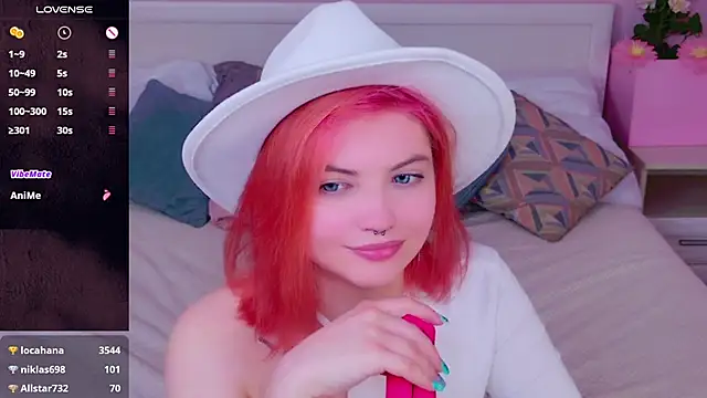 Snapshot of Lisa_Adam chatting on 01/21/25, 10:19 Lisa Adam online show from 01/21/25, 10:19