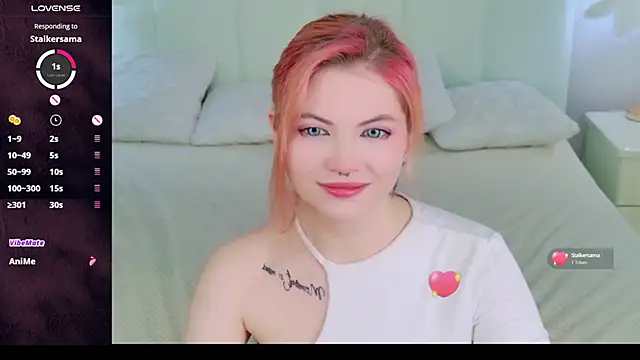 Snapshot of Lisa_Adam chatting on 01/24/25, 07:08 Lisa Adam online show from 01/24/25, 07:08