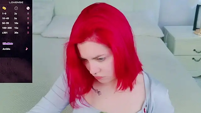 Snapshot of Lisa_Adam chatting on 01/28/25, 04:08 Lisa Adam online show from 01/28/25, 04:08