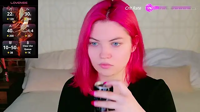 Snapshot of Lisa_Adam chatting on 02/13/25, 08:06 Lisa Adam online show from 02/13/25, 08:06