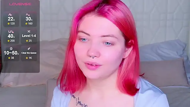 Snapshot of Lisa_Adam chatting on 02/25/25, 07:09 Lisa Adam online show from 02/25/25, 07:09