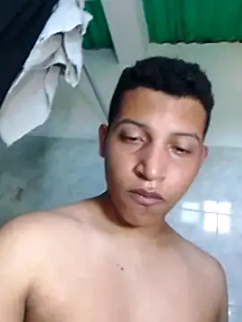 Snapshot of Fuenmayor40 chatting on 12/16/25, 07:08 Fuenmayor40 online show from 12/16/25, 07:08