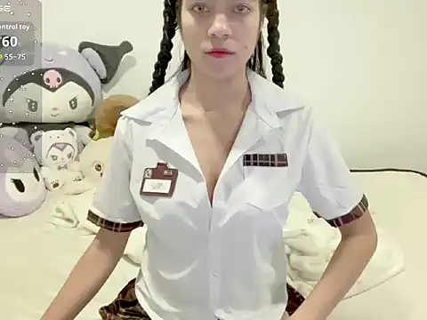 Snapshot of Oxxme__ chatting on 10/14/25, 12:22 Oxxme online show from 10/14/25, 12:22