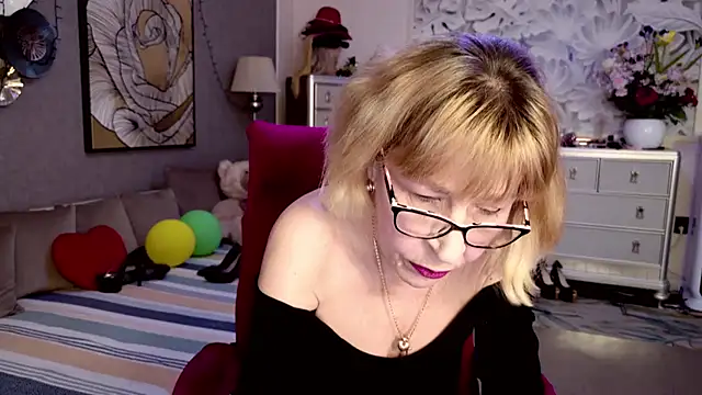 HornyMilf 555 online show from 04/04/26, 09:18