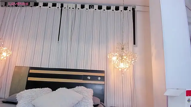 Snapshot of DahianaLincoln chatting on 01/04/25, 07:55 DahianaLincoln online show from 01/04/25, 07:55