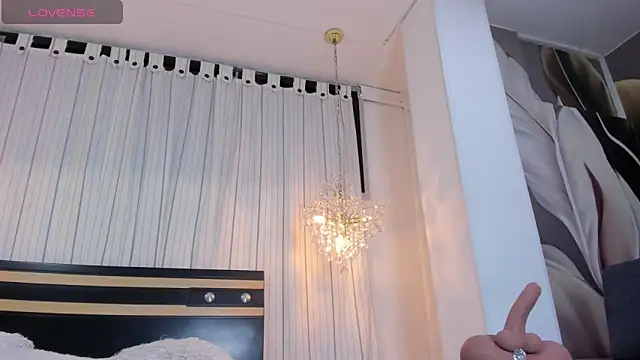 Snapshot of DahianaLincoln chatting on 01/19/25, 07:58 DahianaLincoln online show from 01/19/25, 07:58