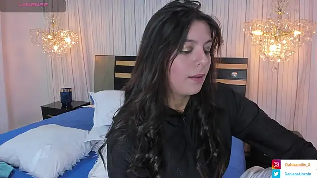 Snapshot of DahianaLincoln chatting on 02/09/25, 01:55 DahianaLincoln online show from 02/09/25, 01:55