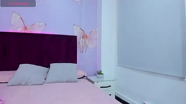 Snapshot of DahianaLincoln chatting on 03/15/25, 07:48 DahianaLincoln online show from 03/15/25, 07:48