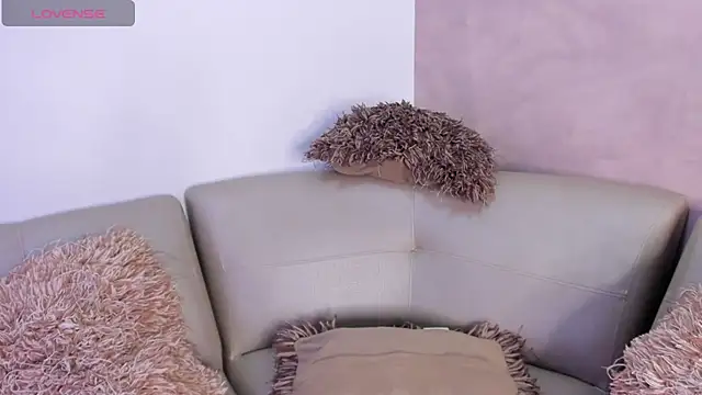 Snapshot of DahianaLincoln chatting on 09/24/25, 05:38 DahianaLincoln online show from 09/24/25, 05:38