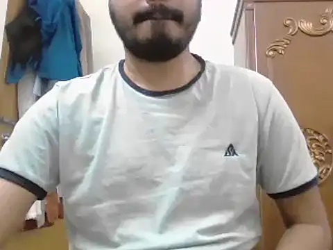 desiboyasif online show from 11/01/25, 05:15