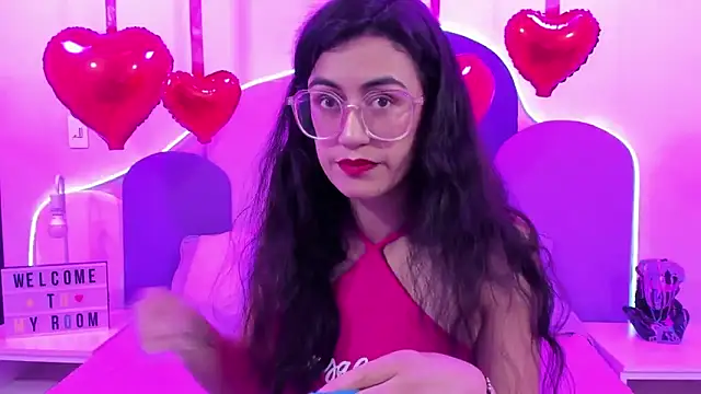 SophieGomez22 online show from 02/12/25, 11:18